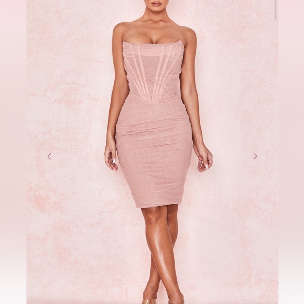 House of CB Leila blush mesh strapless corset dress - size L+. New with tags